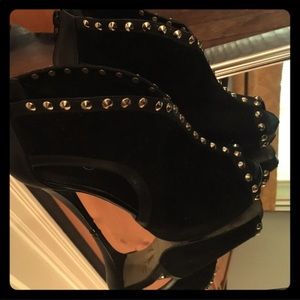 Aldo Studded Peep-toe booties